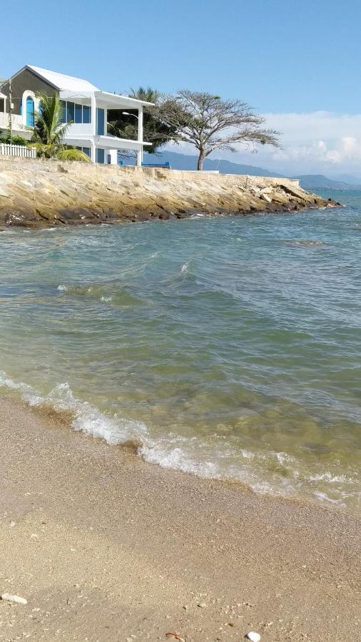 爱上海蓝蓝屋民宿 Blue Ocean Station Penampang Екстериор снимка